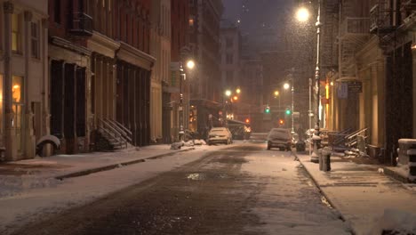 Classic-cobble-stone-street-in-Soho-during-snowy-morning-before-sunrise