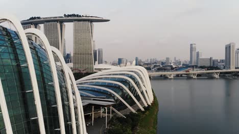 Atemberaubender-Luftbildfilm-Der-Innenstadt-Von-Singapur