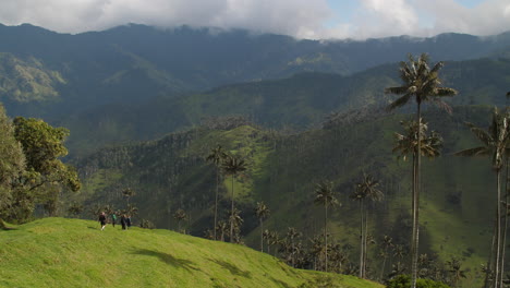 Tourists-walking-along-Lookout-at-Cocora-Valley-Slow-Motion