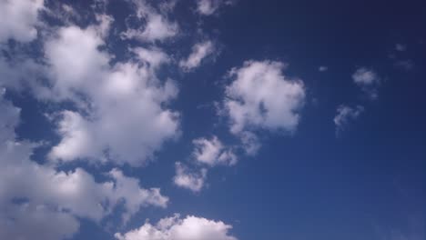 Zeitraffer-Des-Blauen-Himmels-Mit-Wolken