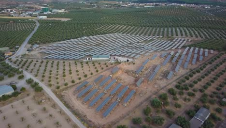 Luftaufnahme-Einer-Großen-Solaranlage-In-Andalusien,-Spanien