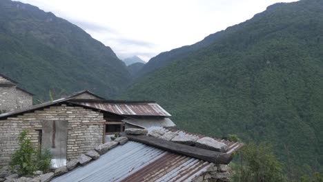 Nepalese-Village-Roof-Tops-in-the-Annapurna-Region,-Wide-Shot