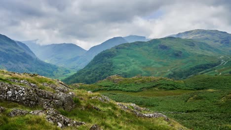 Lake-District-time-lapse-showing-the-peaks-of-the-Southern-fells