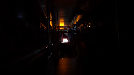 Un-Viaje-En-Autobús-Nocturno