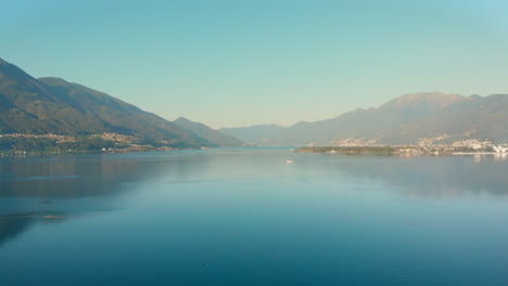 Wide-aerial-shot-of-Lake-Maggiore,-Italy