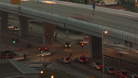 Aerial-View-of-traffic-at-highway-intersection-in-the-evening