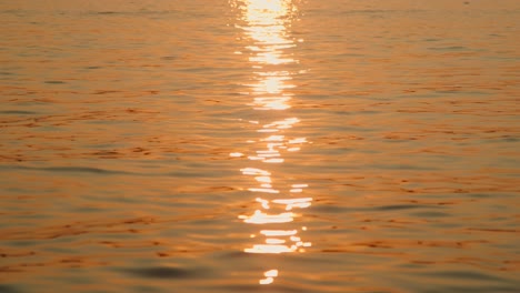 Sonnenuntergang-über-Dem-Meer-In-Zeitlupe