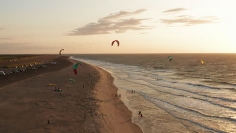 Kitesurfers-at-the-beach-near-Domburg,-the-Netherlands