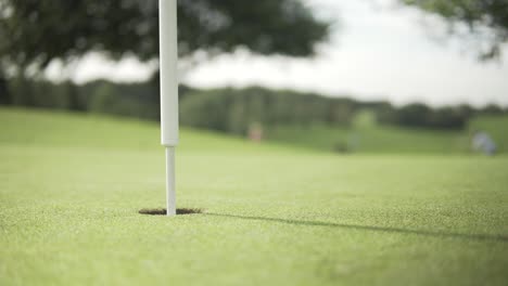 Golfplatz-Putt-Erfolgsschuss