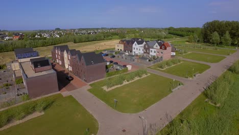 The-newly-build-residential-aera-near-Goese-Meer,-in-the-Netherlands