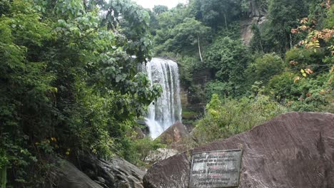 Beautiful-Sri-Lankan-waterfall-called-Nalagana-falls-at-Sabaragamuwa-Province