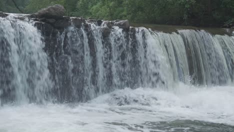 Wasserfall,-Wissahickon-Creek,-Philadelphia,-Pa