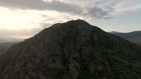 Berg-Danush-Oaxaca-Mexiko,-Sonnenuntergang