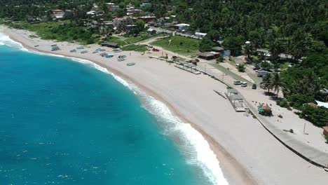 Unglaubliches-Blaues-Wasser-Der-Karibik-Und-Der-Strand-Von-Los-Patos,-Dominikanische-Republik