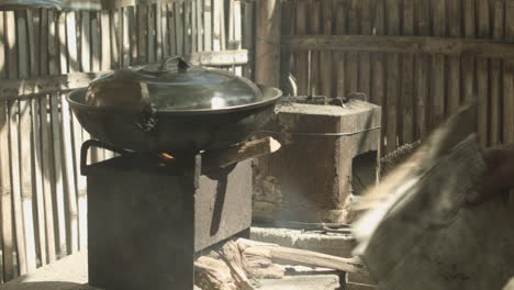 Cooking-In-Wood-and-Coal-In-Province