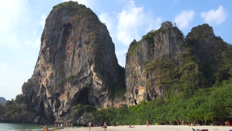 A-rocks-and-the-beach-of-Phi-Phi-island