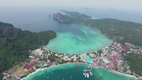 Aerial-view-of-iconic-Phi-Phi-island,-Thailand