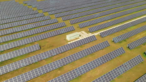Aerial-fly-up-footage-of-a-solar-power-plant-in-Dobre-Pole,-Czech-Republic