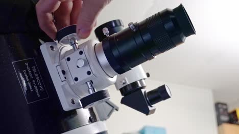 Telescope-Focus-mechanism-adjustment-on-Dobsonian-Telescope