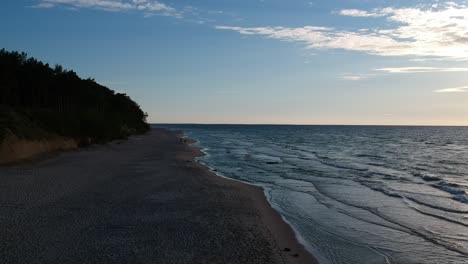 Ostsee-Vor-Sonnenuntergang