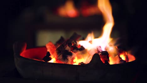 Close-up-campfire---bonfire