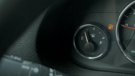 dashboard-fuel-gauge-shows-car-is-on-empty