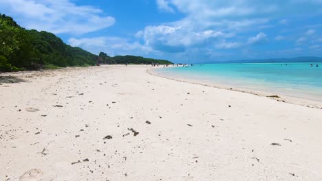 Low-angle-Time-Lapse-of-Kondoi-Beach,-Taketomi-Island,-Okinawa,-Japan