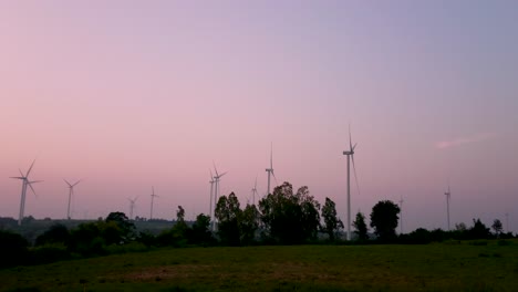 Windkraftanlagen-Sind-Saubere-Alternative-Energieoptionen-Für-Thailand-Und-Das-Südostasiatische-Festland