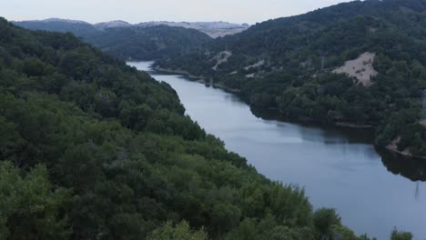 A-river-and-surrounding-forest