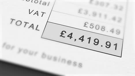 Animated-growing-invoice-total-in-British-Pounds---including-VAT