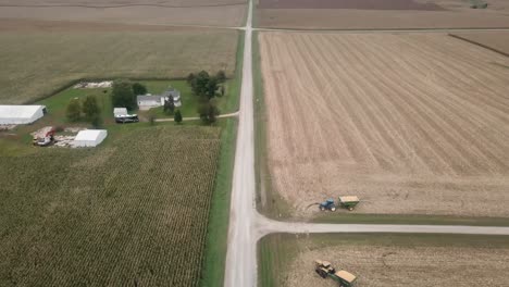 Aerial-view-of-a-gravel-road-in-rural-Iowa