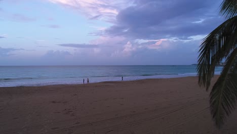 Isla-Verde,-Puerto-Rico-beach-on-a-cloudy-sunset-day