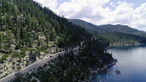Road-with-cars-by-Lake-Tahoe