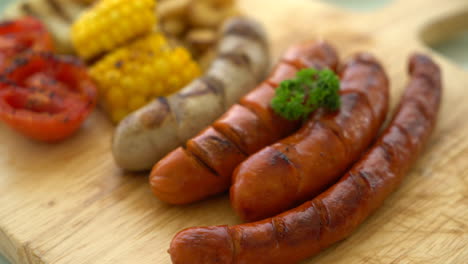 mix-grilled-sausage-on-wood-plate