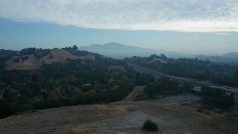 Niebla-Y-Humo-Distantes-De-Los-Incendios-Forestales-Y-La-Contaminación-De-California