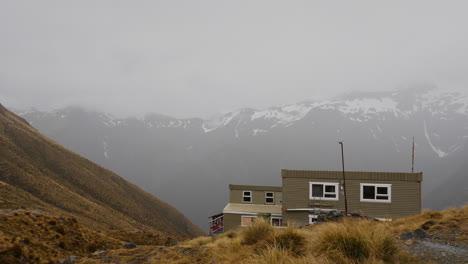 Abandoned-Hut-at-the-Temple-Basin-Ski-field---4k