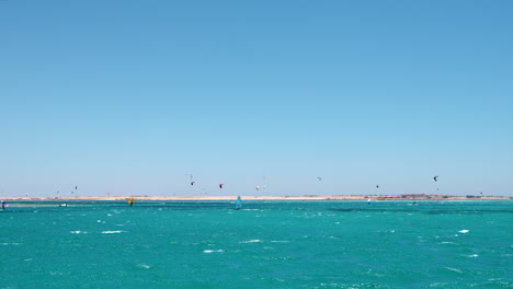 Lagoon-full-of-windsurfers-near-Dahab,-Egypt