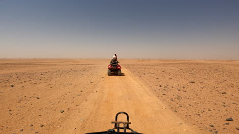 Safari-on-SUV-and-quads-in-a-desert-in-Egypt-near-Hurghada,-POV-60-fps