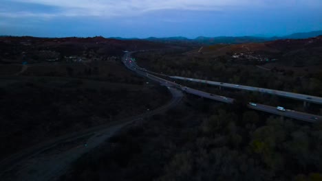 Puente-De-San-Luis-Rey-De-Noche-Vista-De-Drones