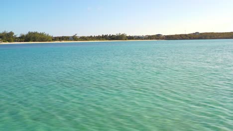 Drone-toward-the-beach,-Profile-Exuma,-Bahamas,-4K,-UHD