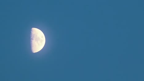 Half-Moon-beautiful-view