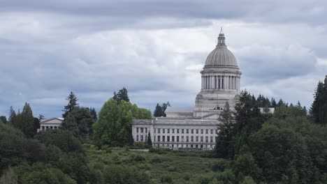 Cloud-cover-over-capitol-building-|-Washington