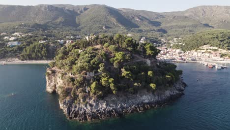 Aerial-view-of-the-Castle-on-top-of-the-island-rock-in-Parga,-Greece