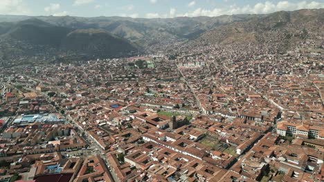 Cuzco,-Peru-An-Einem-Sonnigen-Sommertag
