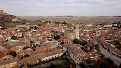 Kirche-San-Martín,-Gemeinde-Mota-Del-Marqués
