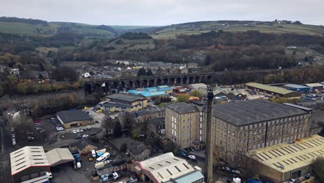 Industrial-town,-village-in-the-heart-of-the-bleak-Yorkshire-Pennies-Hills