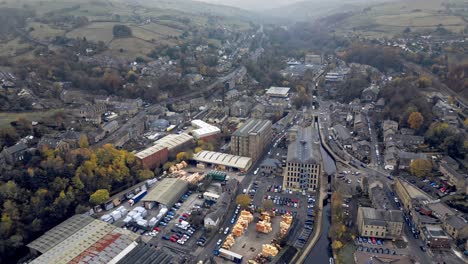Industrial-town,-village-in-the-heart-of-the-Yorkshire-Pennies-Hills