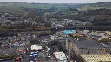 Industrial-town,-village-in-the-heart-of-the-Yorkshire-Pennines-Hills