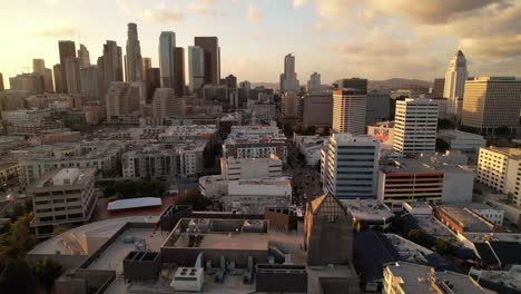 Los-Angeles-California-Skyline-push-in-over-buildings
