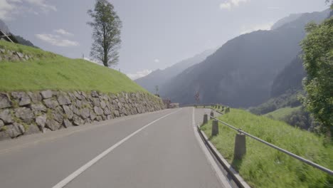 Fahrvideo-Vom-Sustenpass-In-Der-Schweiz